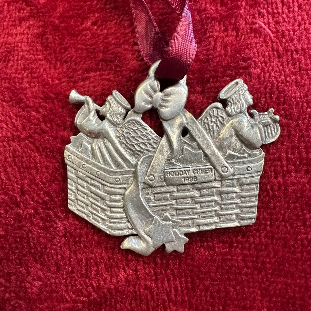 Longaberger 1997 Holiday Cheer Pewter Basket Angels Christmas Ornament Vintage‎